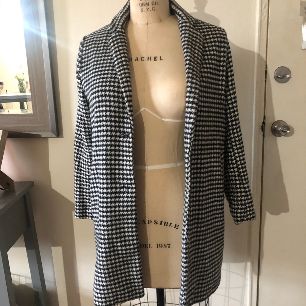 Houndstooth jacket